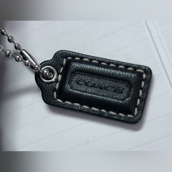 Vintage COACH Black and Cream Crossbody Bag - Picture 10 of 10